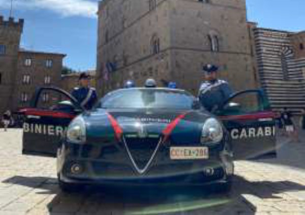 Spaccio di droga vicino a una scuola, arrestato