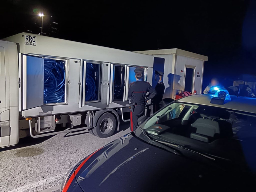 Tentativo di maxi-furto di rame alla Terna di Altopascio: fanno perdere le tracce