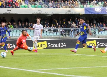 Verona vanta due gol di vantaggio, ma Cagliari pareggia: termina 2-2 - Agenzia di stampa Italpress