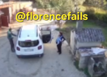 Donna con neonato aggredita nel terreno della famiglia