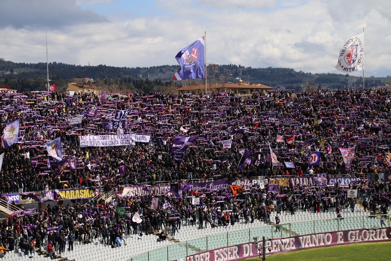 Confermata la conclusione dei lavori allo stadio Franchi nel 2029, ma la curva Fiesole è in ritardo.