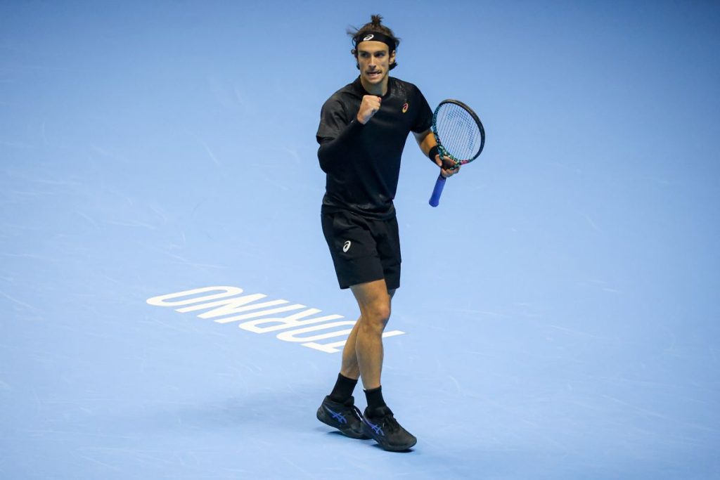 ATP Finals: Musetti Defeats De Minaur in Three Sets - Italpress News Agency