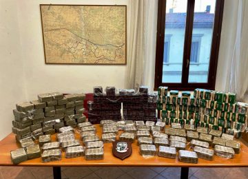 Coppia fiorentina arrestata con 125 kg di hashish destinato allo spaccio