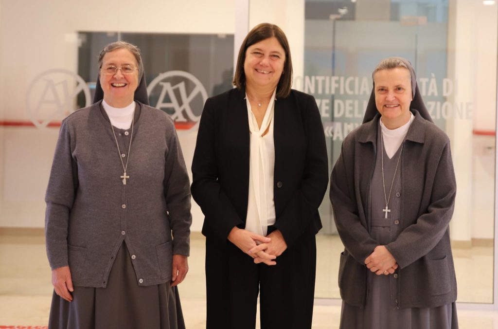 Inaugurato il nuovo anno "Auxilium": Beccalli su "Educazione e IA: tra ambivalenze e responsabilità"