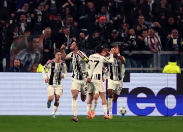 Juventus vs. Sporting Lisbon Ends 1-1: Vlahovic Equalizes for Juventus Against Araujo's Goal - Italpress News Agency