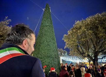 Montespertoli illumina il Natale 2025