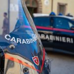 Ruba durante il Lucca Comics e minaccia di morte i carabinieri: arrestato un 38enne