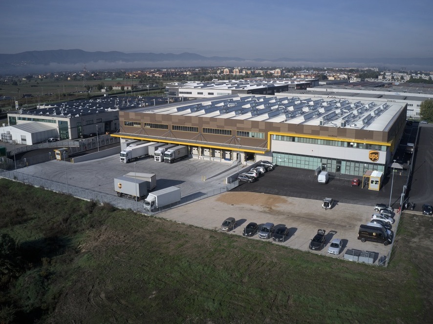 Sciopero dei corrieri e dei facchini in appalto UPS a Prato: presidio domani mattina
