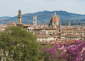 Sequestro di golf car per tour abusivi a Firenze
