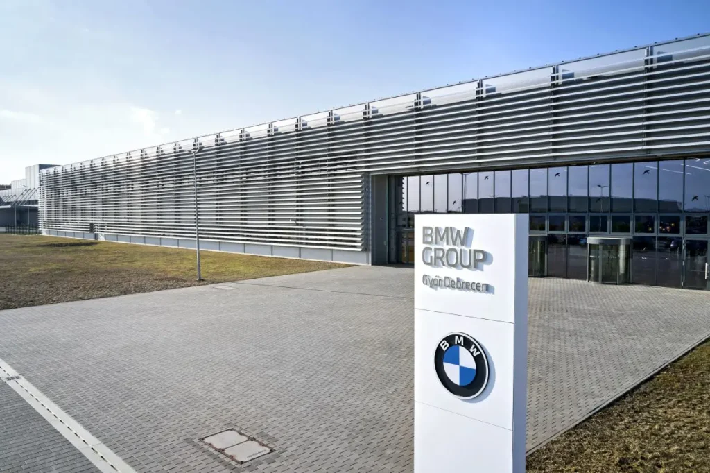 Sostenibilità nella progettazione e produzione della nuova BMW iX3