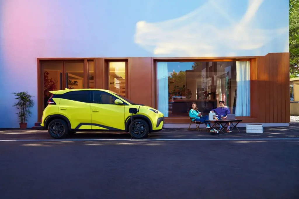 Veicolo a Carico di BYD: Quando l'Auto Si Trasforma in Fonte di Energia