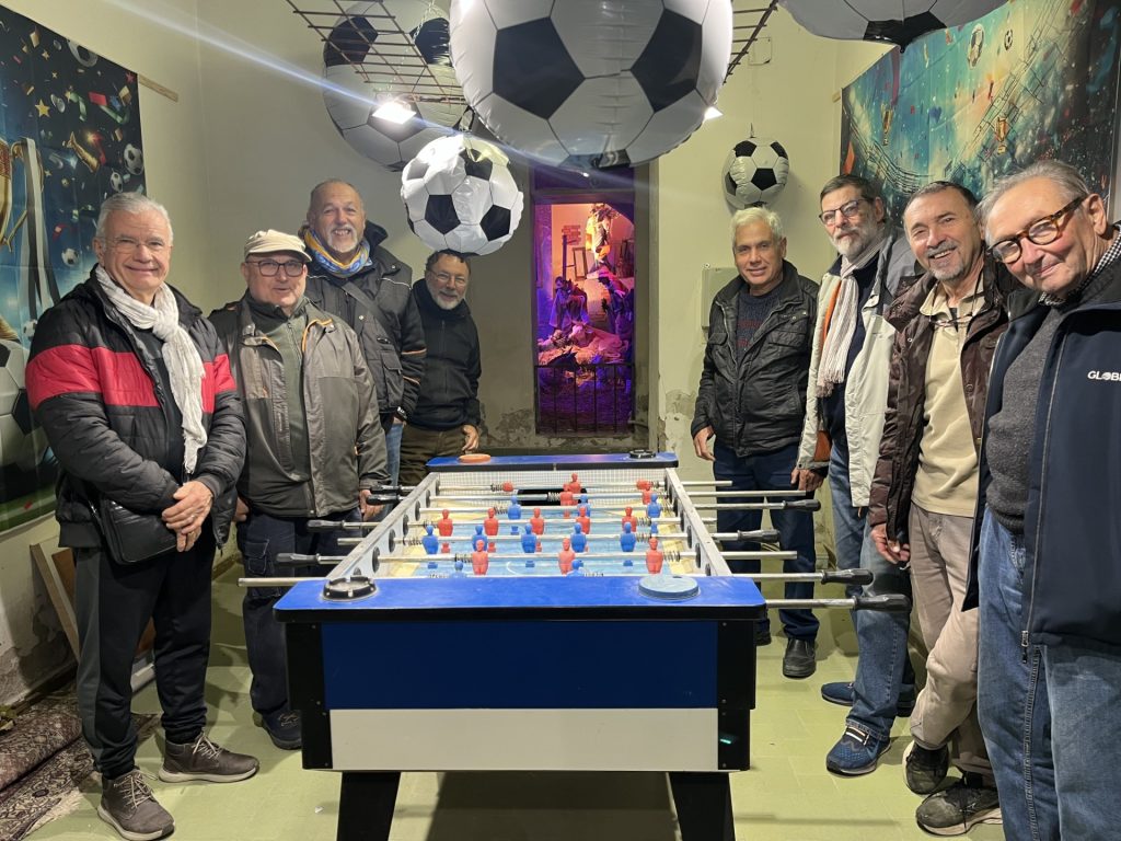 A Castelfiorentino, un presepe si illumina quando si gioca a biliardino