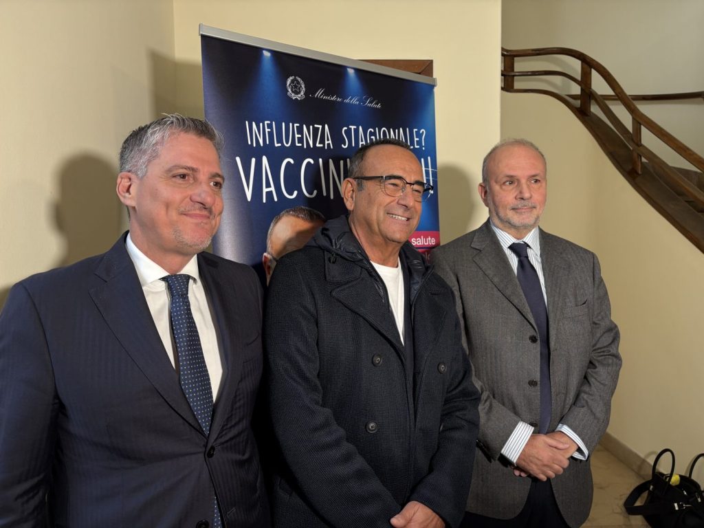 Al via la nuova campagna nazionale per la vaccinazione antinfluenzale con Carlo Conti come testimonial