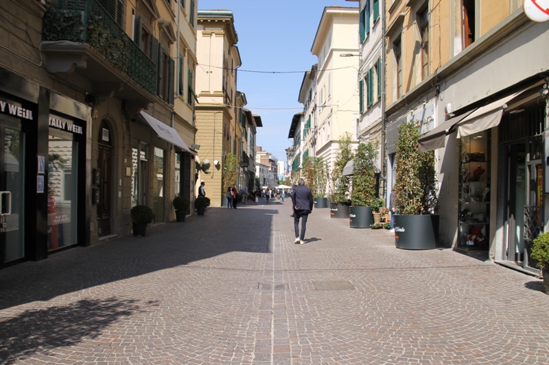 Allerta chiusure a Pontedera, Confcommercio: "Il centro si sta svuotando, servono interventi urgenti"