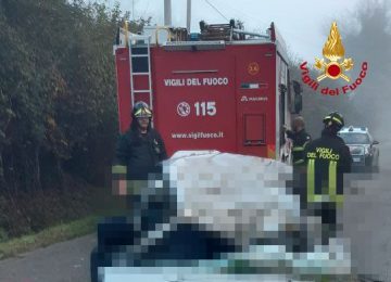 Auto contro un albero: muore un uomo nel Fiorentino