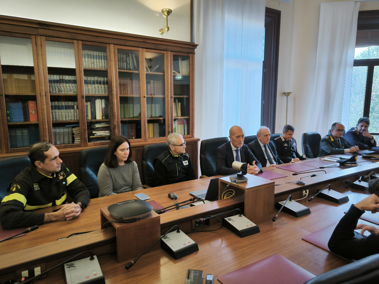 Ferrara: 50 defibrillatori consegnati agli operatori della sicurezza per interventi rapidi in caso di emergenza