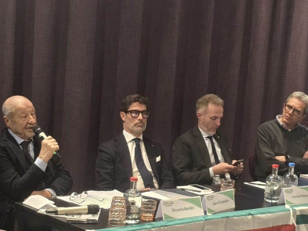 Futuro dell'industria toscana: Assoconciatori al convegno con imprese, sindacati e istituzioni
