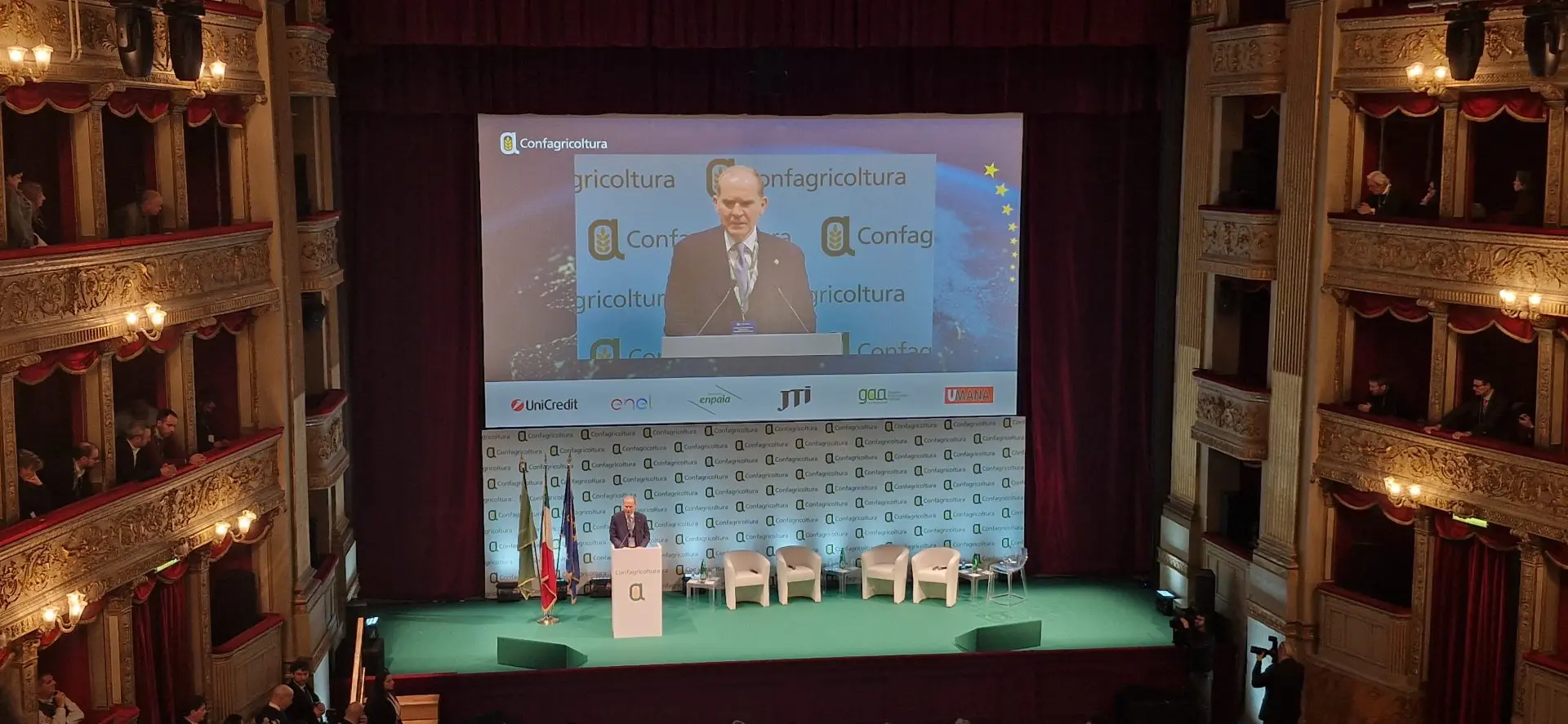 Giansanti: 'L'agricoltura è un pilastro dell'economia, l'Ue deve rimetterla al centro'