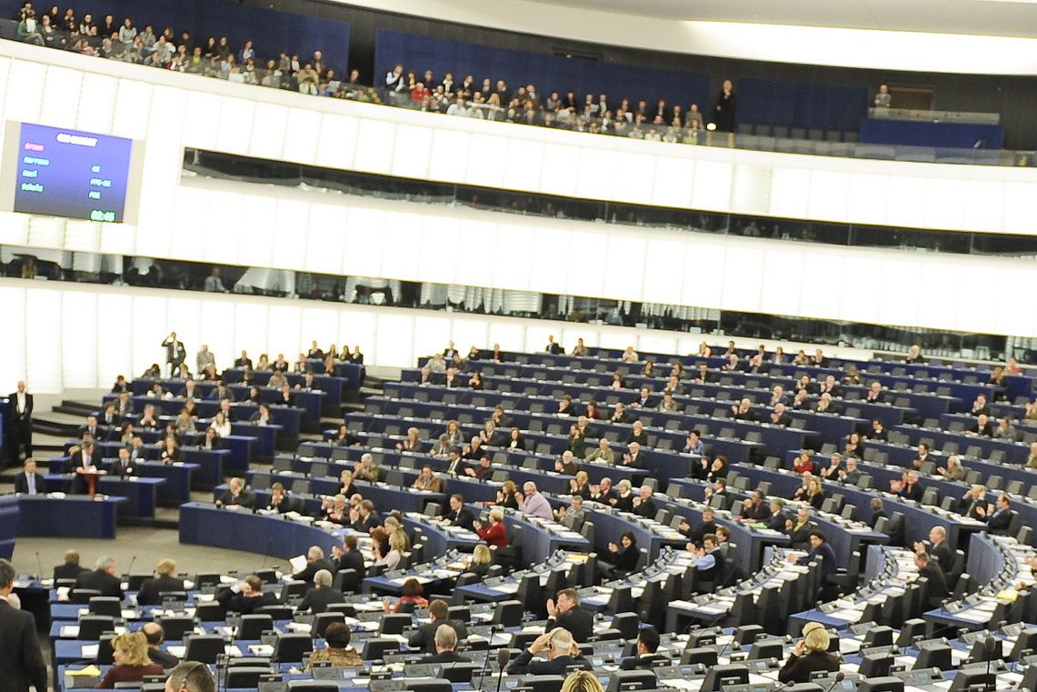 Il Parlamento Europeo approva una clausola di salvaguardia per l'accordo UE-Mercosur