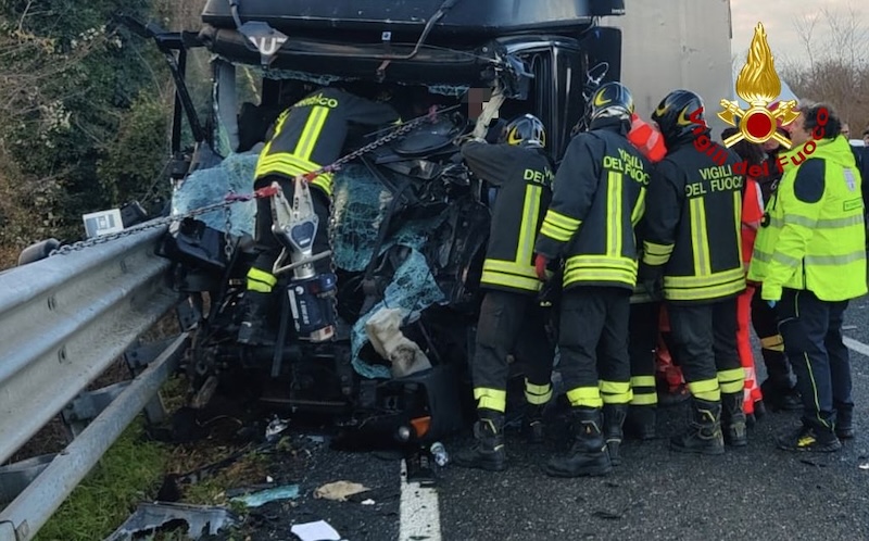 Incidente sulla Siena-Firenze a Monteriggioni: coinvolti tre veicoli