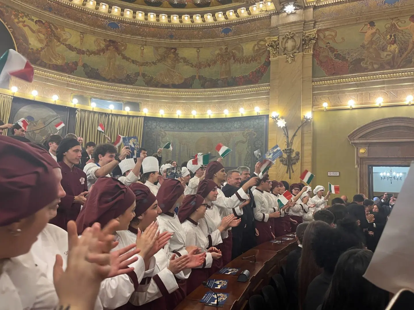 L'UNESCO Declara la Cucina Italiana Patrimonio dell'Umanità: Meloni "Siamo i Primi al Mondo"