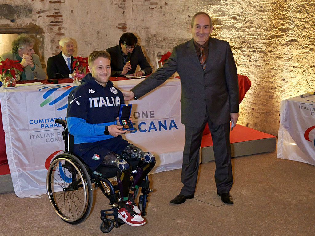 La Toscana onora i campioni paralimpici: oltre cinquanta atleti e tecnici premiati a Lucca