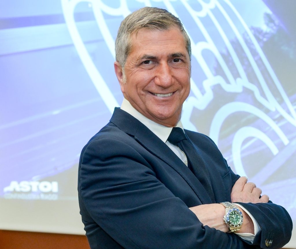 Non solo Natale e Capodanno: l'inverno si protrae e il viaggio si pianifica. I dati dell'osservatorio ASTOI.