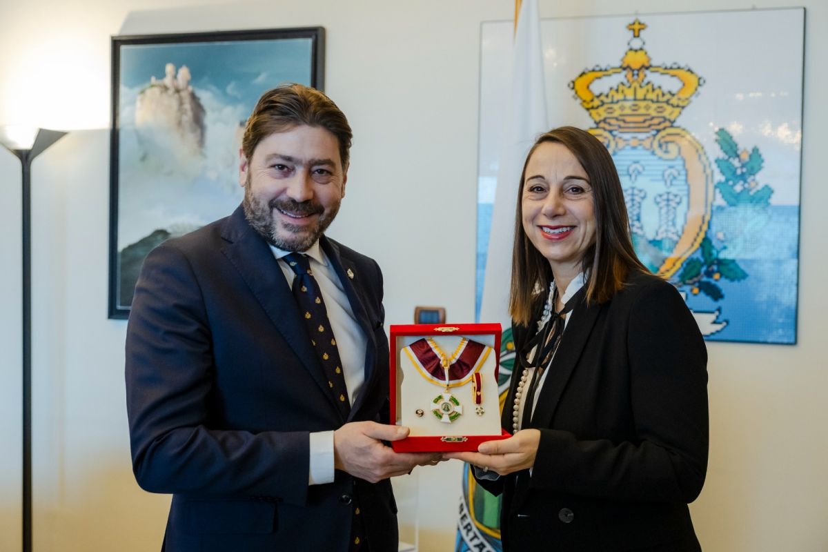 Onorificenza di Commendatore dell’Ordine Equestre di Sant’Agata conferita ad Alessandra Priante
