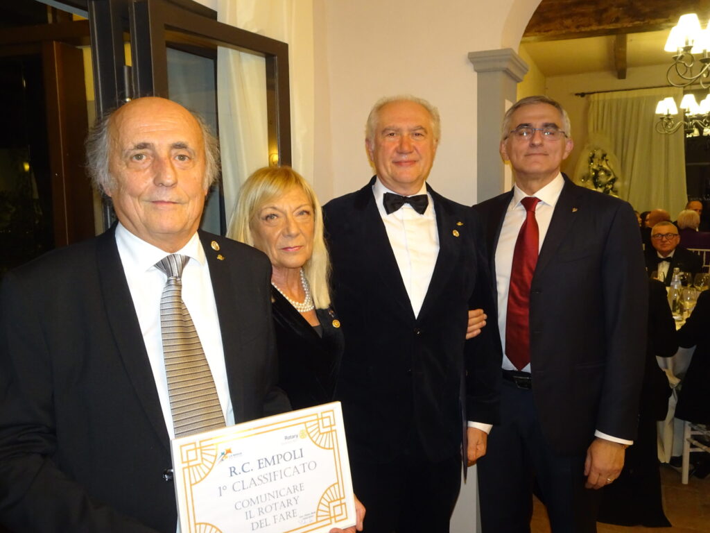 Rotary e Rotaract Empoli celebrano il Natale con una lotteria a favore di 'Chicco di Grano'