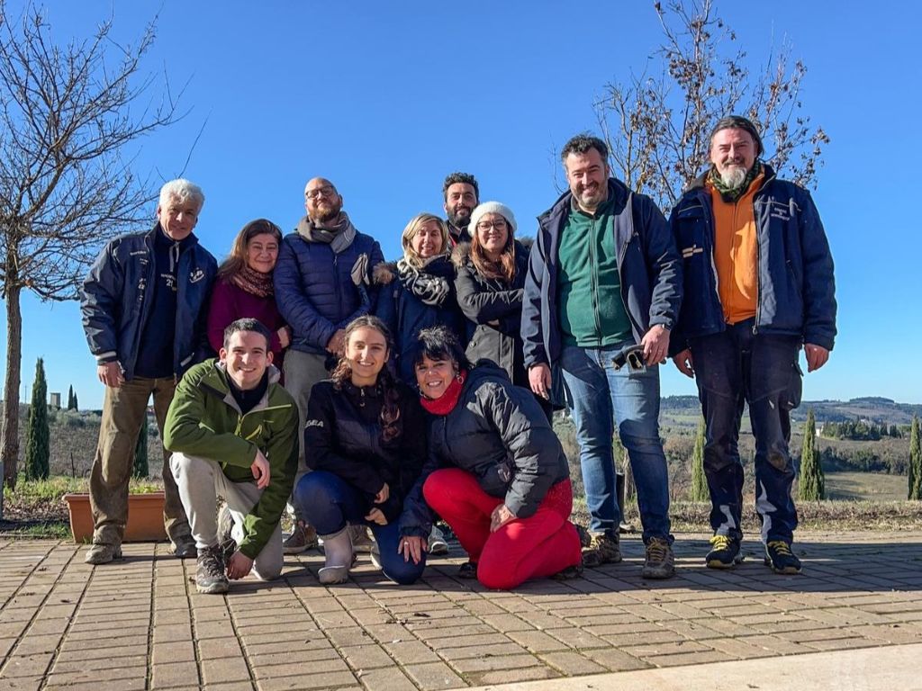 Sindaco, Giunta e Consiglieri impegnati per il giardino della scuola di Montagnana