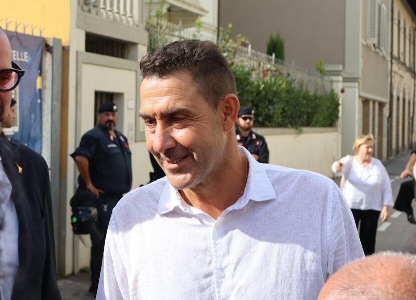 Vannacci al tuffo di Capodanno a Viareggio: i promotori si dissociano