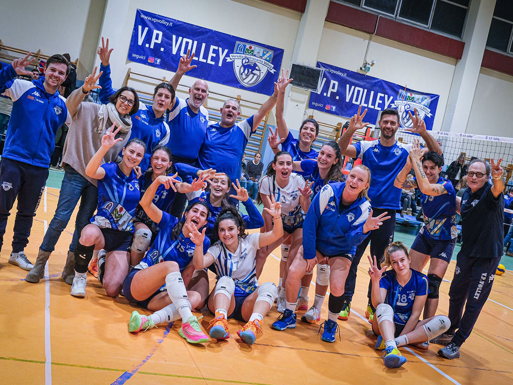 Versilia Pietrasanta Volley trionfa contro Empoli e si allontana dalla zona playoff