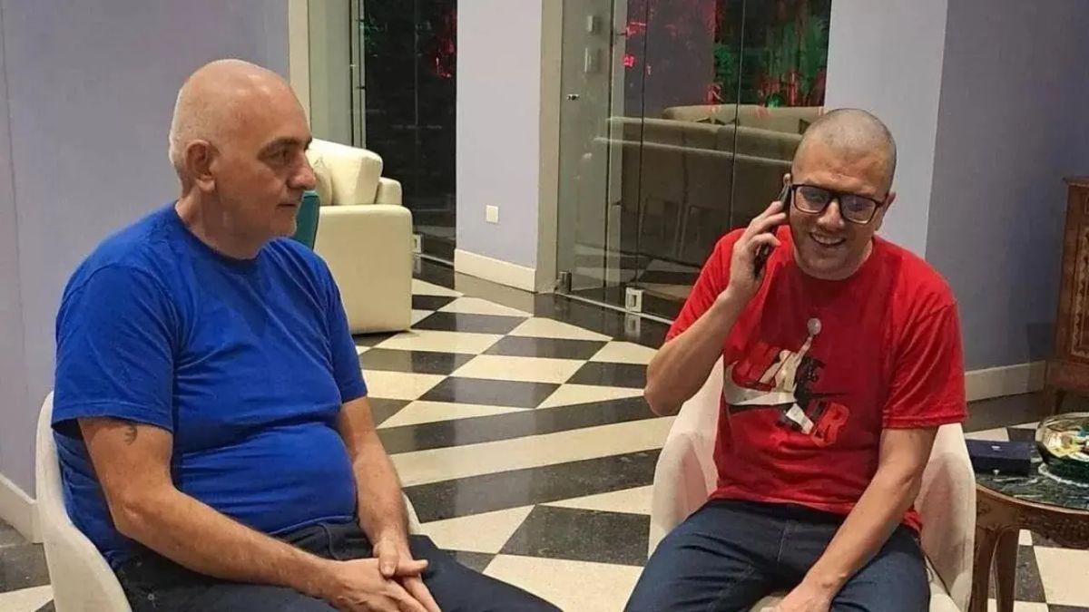 Arrivati a Ciampino: Meloni e Tajani accolgono Trentini e Burlò