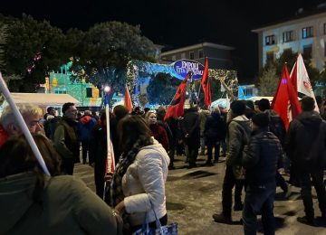 Attacco degli USA al Venezuela, manifestazione a Empoli: "No alla legge del più forte, facciamoci sentire"