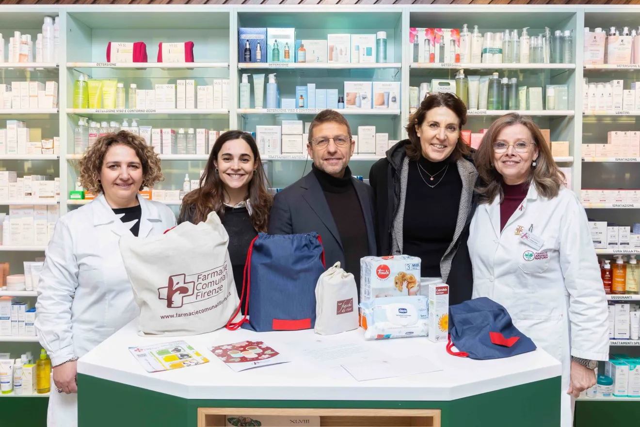Biberon e ciucci in omaggio per i neonati nelle farmacie di Firenze