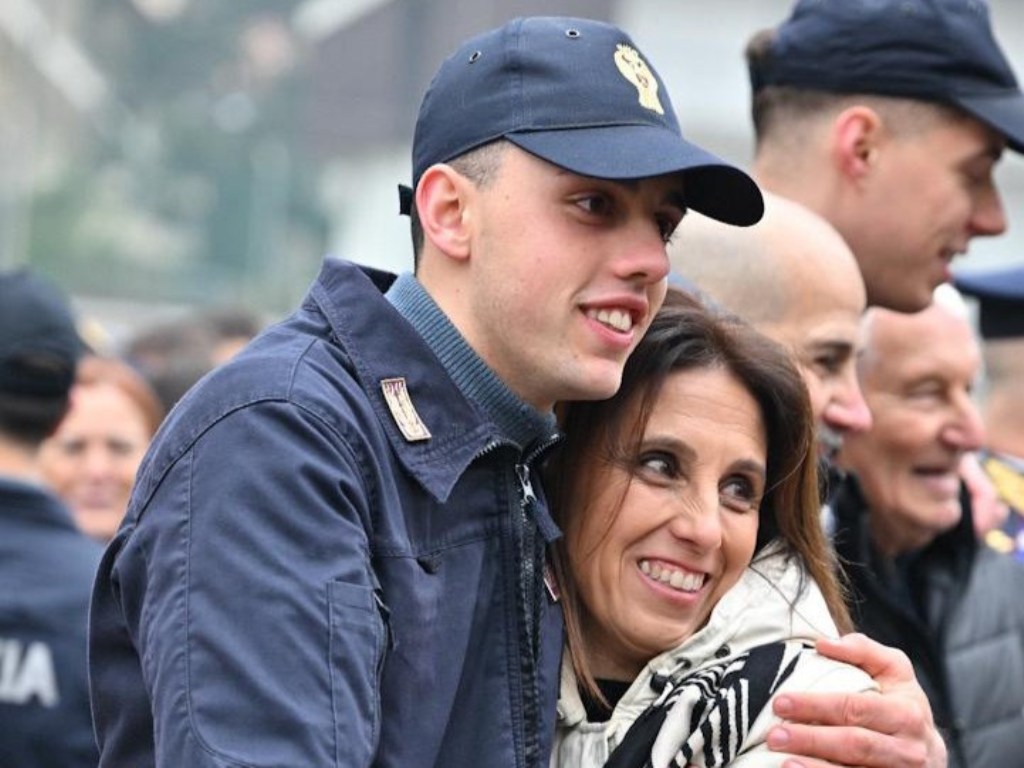 Castelfranco, Giulio Frosini, primo allievo nazionale della Polizia di Stato. Rotary Club: "Eccellenza del territorio"