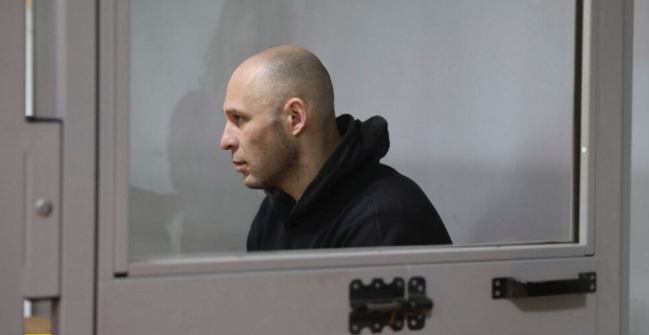 Detenzione a vita per un soldato russo per crimini di guerra a Vovchansk