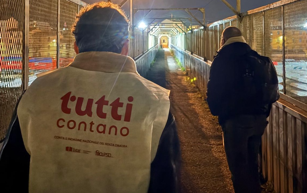 Era senza fissa dimora, ora è protagonista di una mostra su David