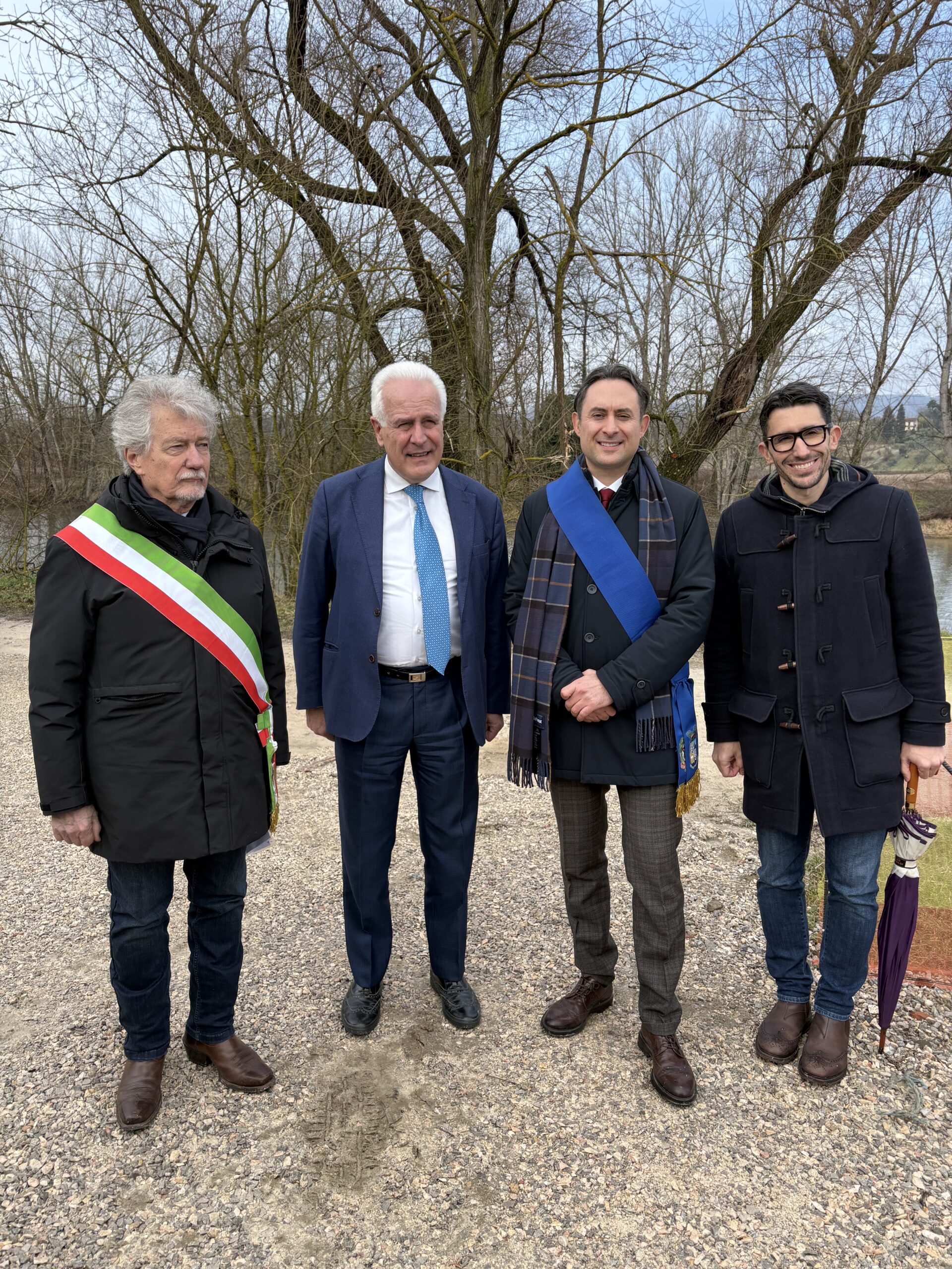 LA PROVINCIA DI AREZZO RINNOVA L'INFRASTRUTTURA: INIZIATI I LAVORI PER IL NUOVO PONTE E UNA VIABILITÀ ALTERNATIVA AL TRADIZIONALE PONTE BURIANO. INVESTIMENTO DI 21 MILIONI DI EURO. – Provincia di Arezzo