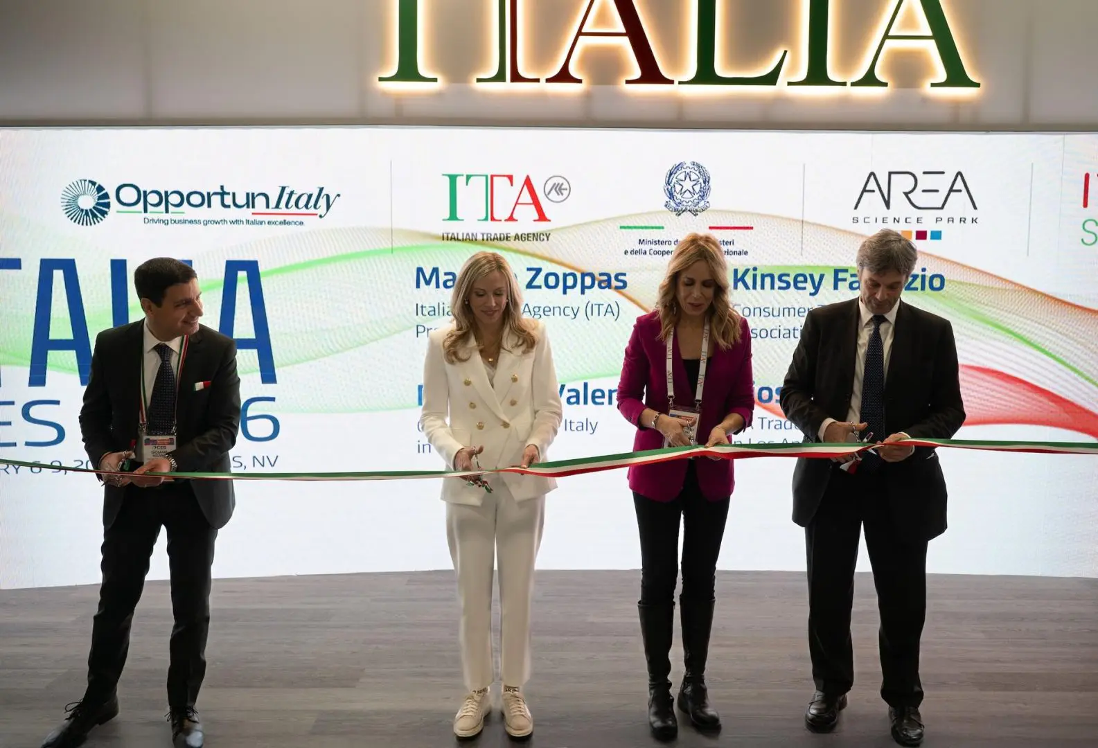 La tecnologia Made in Italy al CES di Las Vegas: inaugurato il padiglione italiano con 51 startup