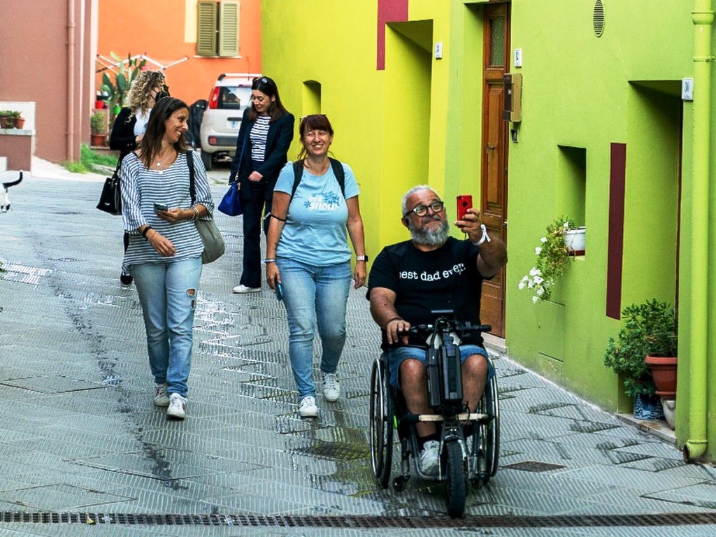 Peccioli: una destinazione accessibile per il 2026 – È uscita la nuova guida sul turismo inclusivo