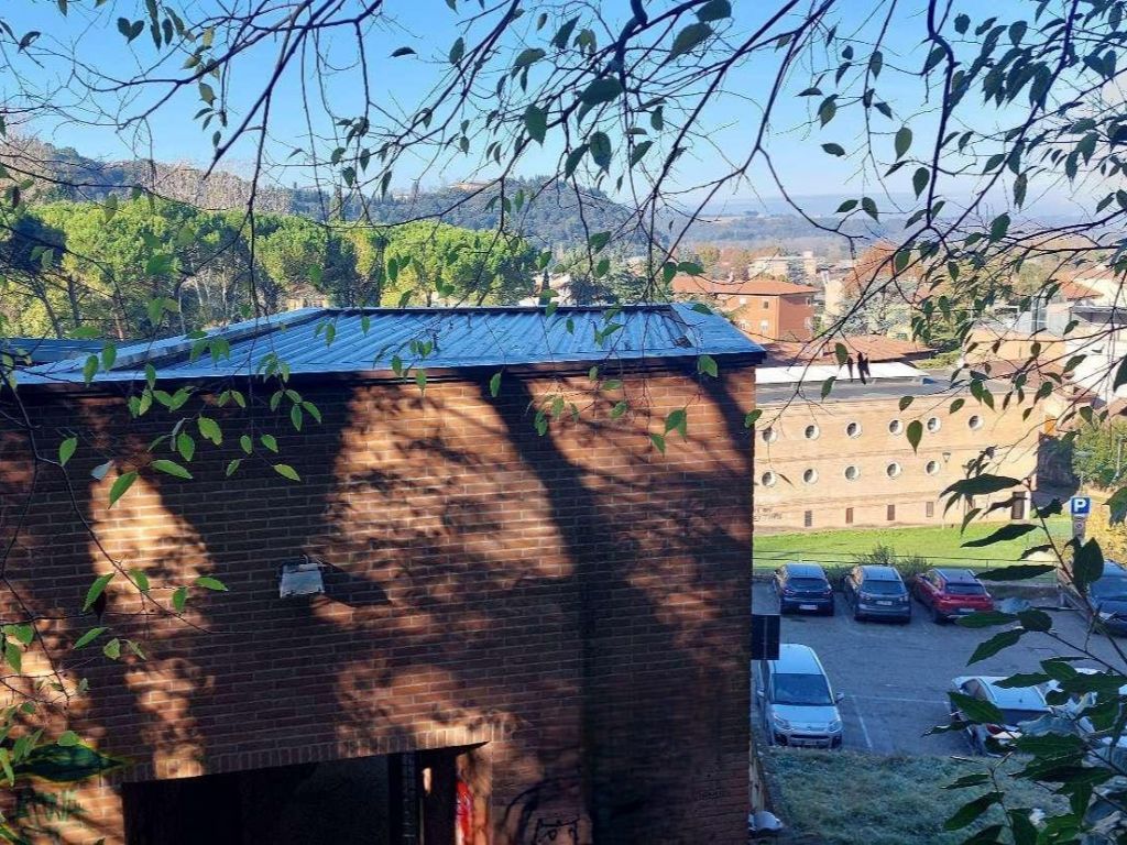 Poggibonsi, inaugurazione della passerella pedonale al parcheggio del Vallone