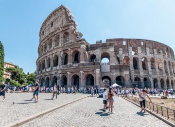 Record di turismo straniero: 271 milioni di presenze nel 2025 con una spesa stimata di 57 miliardi di euro.