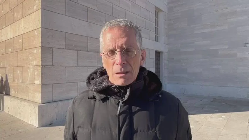 Riccardo morto a Crans-Montana, il maestro di nuoto: "Ragazzo sensibile, è una tragedia immane"