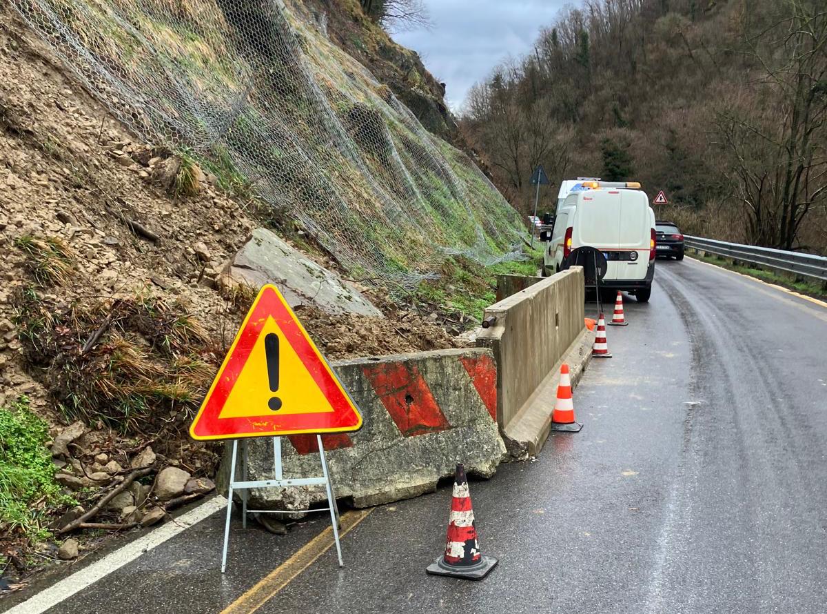 Smottamenti sulla SR 302: traffico a senso unico alternato – OK! Mugello