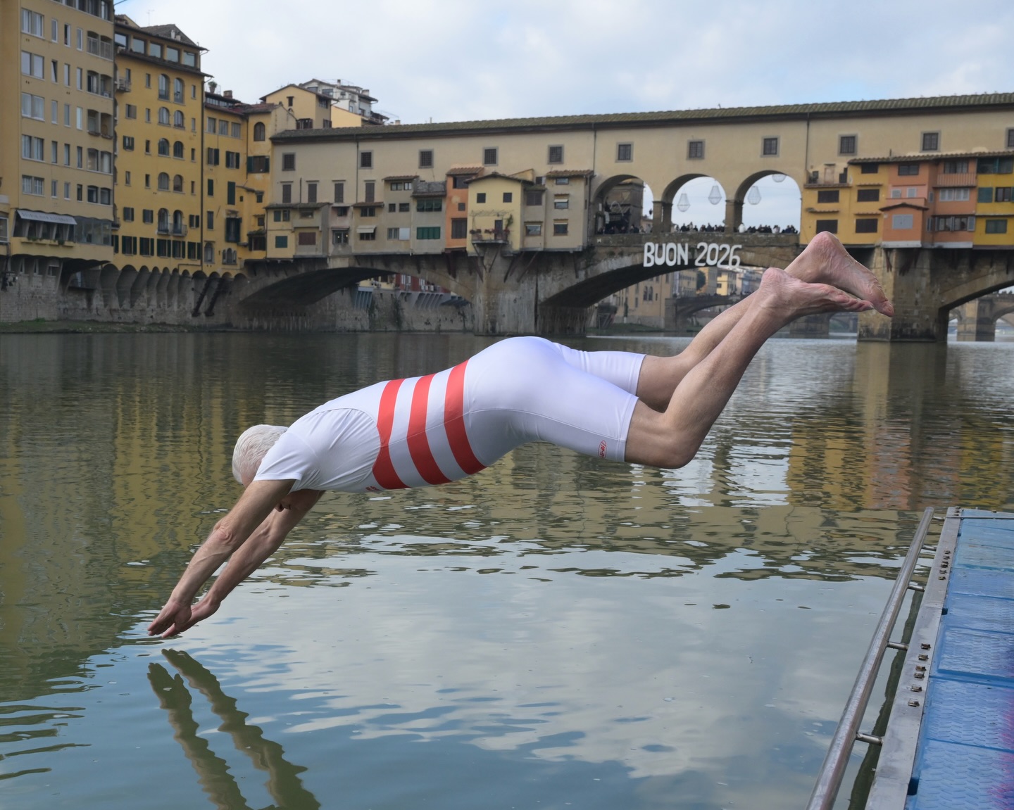 Il tuffo di Giani per un "magico 2026": speranza di pace, ambiente, sport, lavoro e cultura.