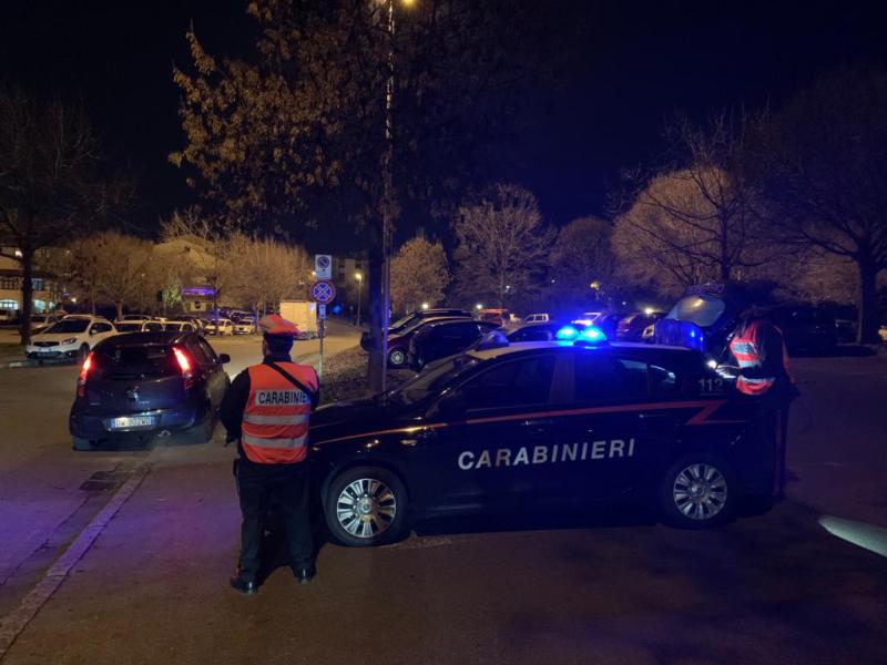 Controlli straordinari a Prato: 21 persone identificate e una segnalazione per possesso di droga