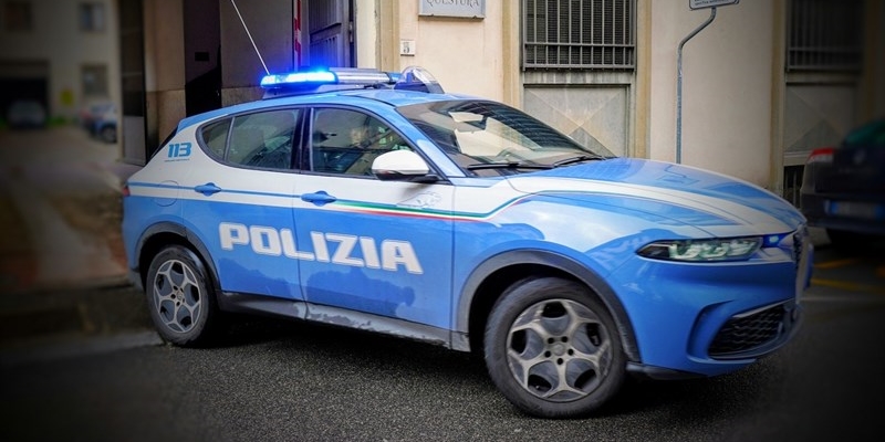 rewrite this title Maxi sequestro di droga a Firenze, arrestato 27ennein Italian