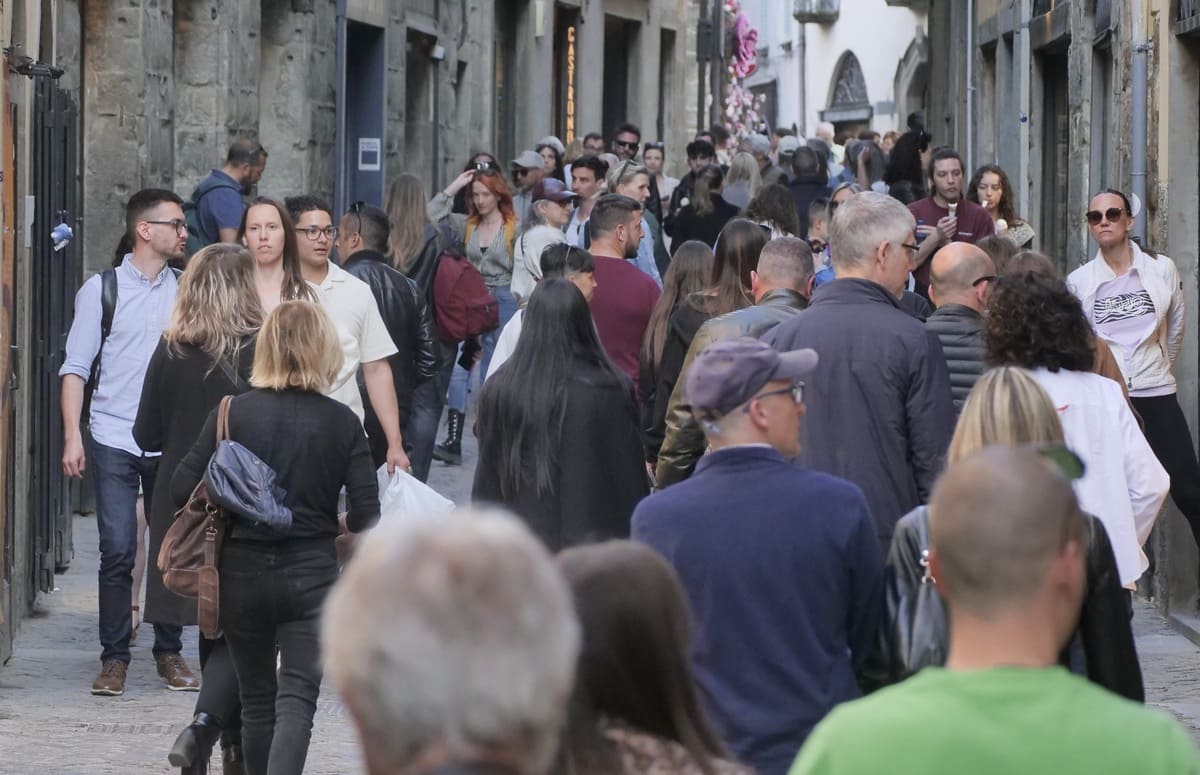 +1% negli arrivi e +2,9% nelle presenze