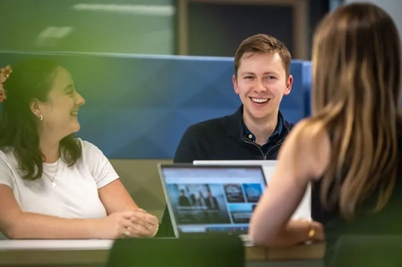 Philip Morris Italia investe nei giovani talenti con il programma “Future in Progress”